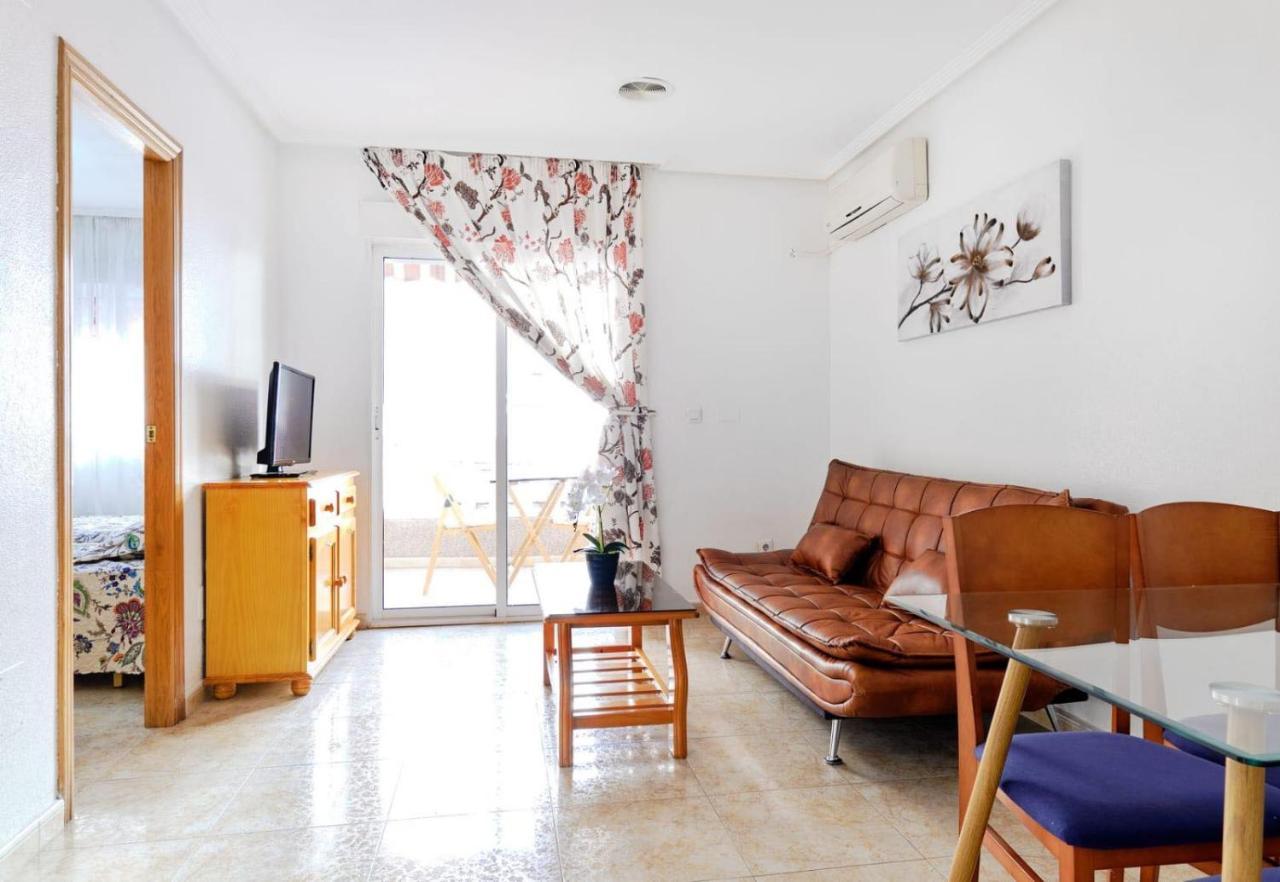 Torrevieja Playa Del Cura - 140 M To The Beach. Exterior photo